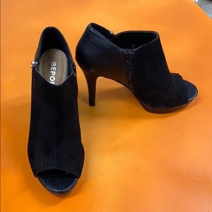 Report heels